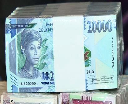 Crise bancaire en Guinée : billets rares, colère des clients